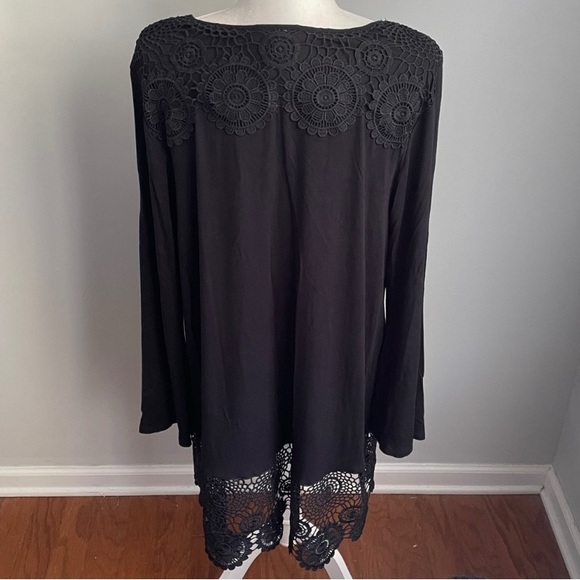 Catherines Black Long Sleeve Tunic Dress with Lace Detail Size 14/16W - Picture 3 of 9